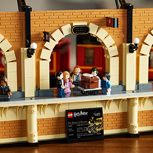 LEGO-Harry-Potter-Hogwarts-Express--Collectors-Edition-76405-Building-Kit-Gift-for-Adult-Enthusiasts-lrm76405